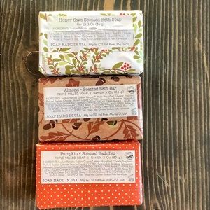 Triple milled scented bath soap ! Cruelty free!